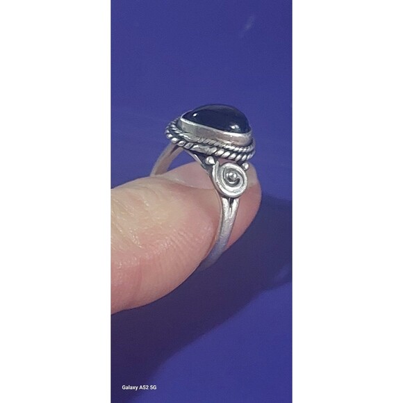 Sterling onyx pear ring size 5.25" - Picture 6 of 10